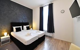 Virtus Apartments And Rooms With Free Private Parking